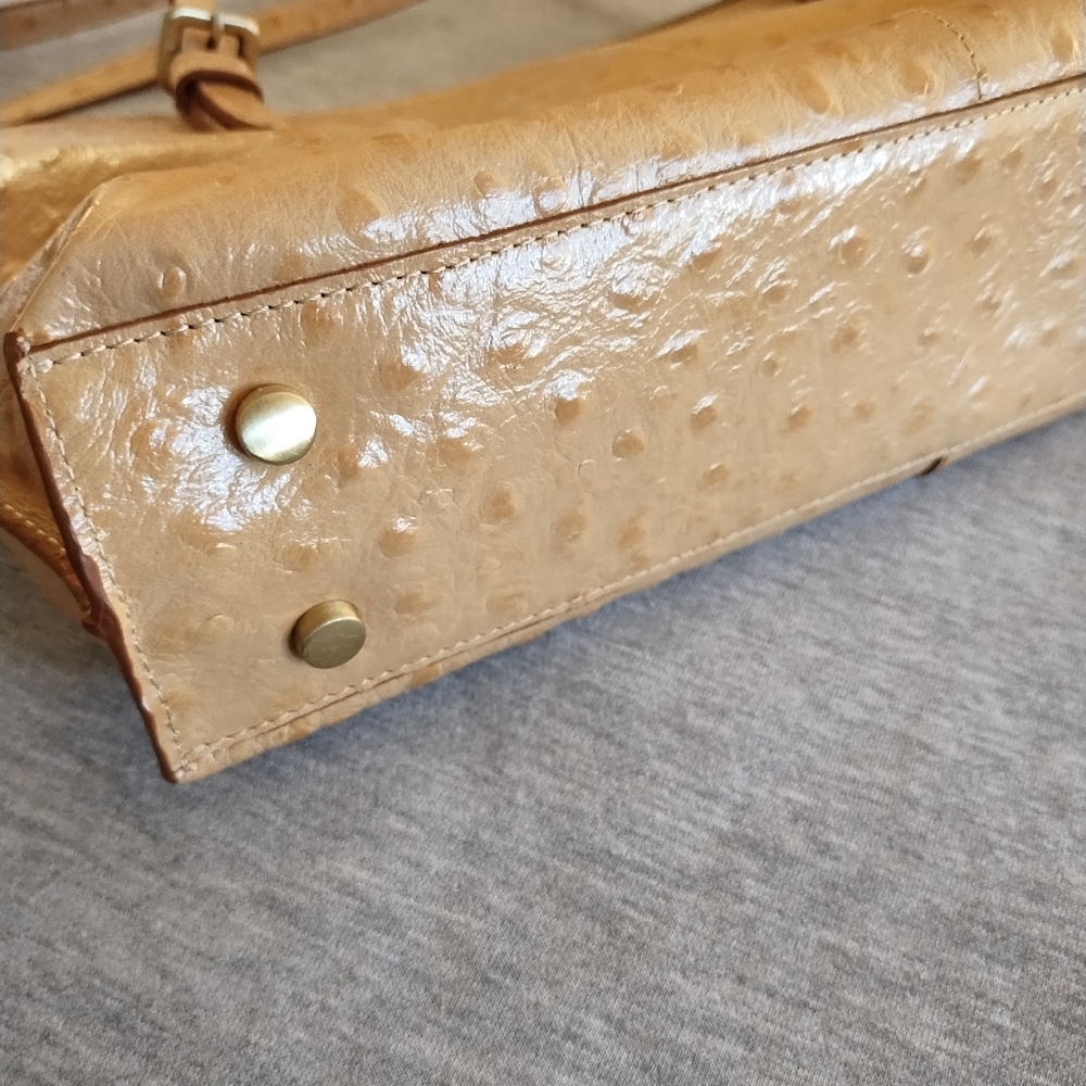 HOBO International Angelica Shoulder Bag Beige Leather Embossed Ostrich Design - Picture 12 of 16